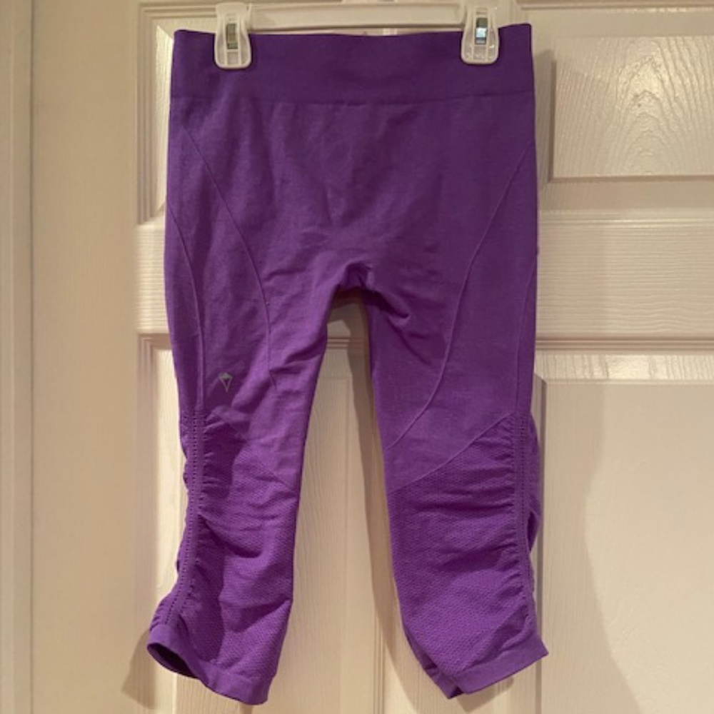 Ivivva by Lululemon Flow Crop Pants Leggings